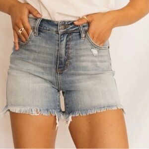 Carly Jean Los Angeles Revy Distressed Light Wash‎ Jean Shorts
